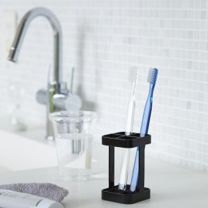 Stojan na zubní kartáčky YAMAZAKI Tower Slim - černý