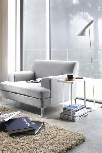 Stolek se stojanem na časopisy Yamazaki Tower Magazine Rack & Table - bílý