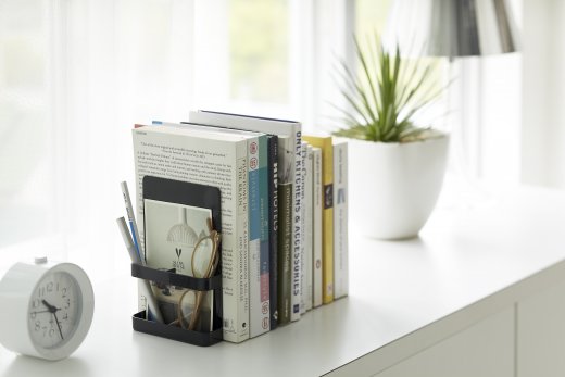 Knižní zarážky Yamazaki Tower Bookends černá