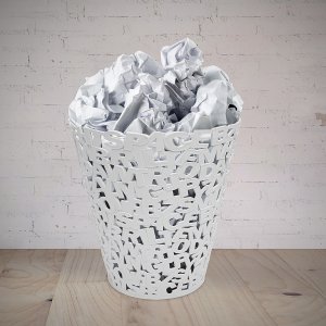 Kancelářský odpadkový koš Balvi Letters, (plast) bílý