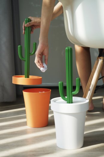 Oranžovo-zelený odpadkový koš QUALY, (kaktus), plast