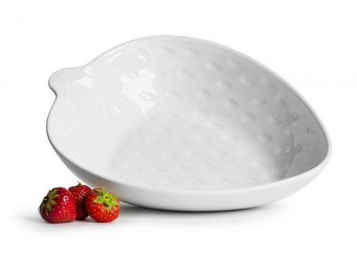 Porcelánová servírovací mísa v designu jahody SAGAFORM Strawberry