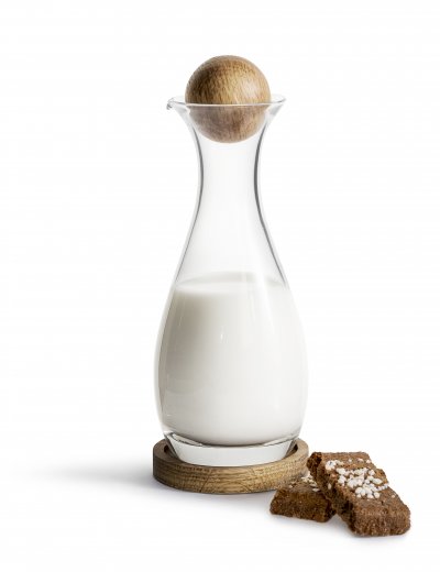 Mlékovka/karafa SAGAFORM Nature, (sklo, dub), 300 ml.