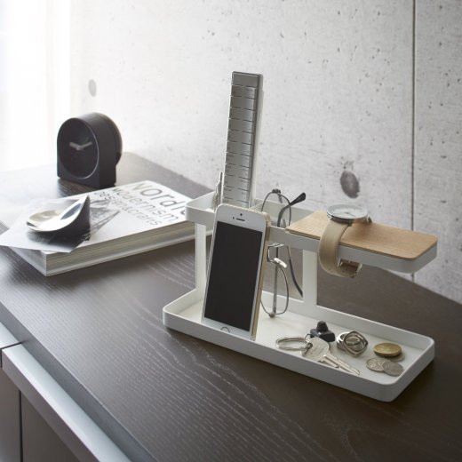 Multifunkční stojánek s dřevěnou poličkou YAMAZAKI Tower 2299 Desk Bar, bílý